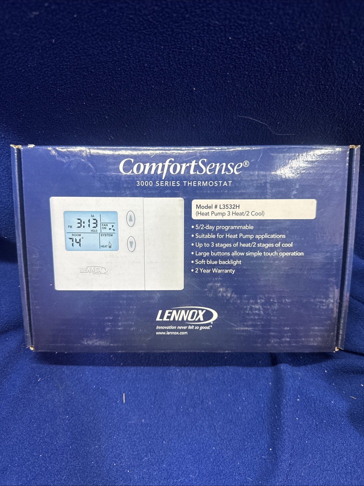 Lennox ComfortSense 3000 L3532H Thermostat  51M37 NEW