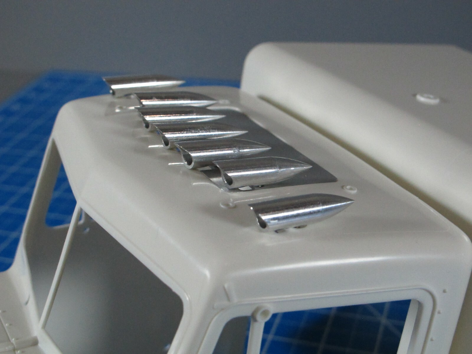 Custom Tamiya RC 1/14 King Grand Hauler 7 Aluminum Roof Light Bezel + Roof Plate