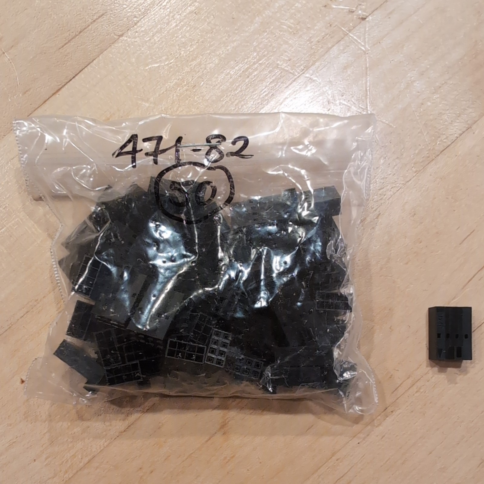50X Dupont Header Connector Housing - 2x4 - Male / Female