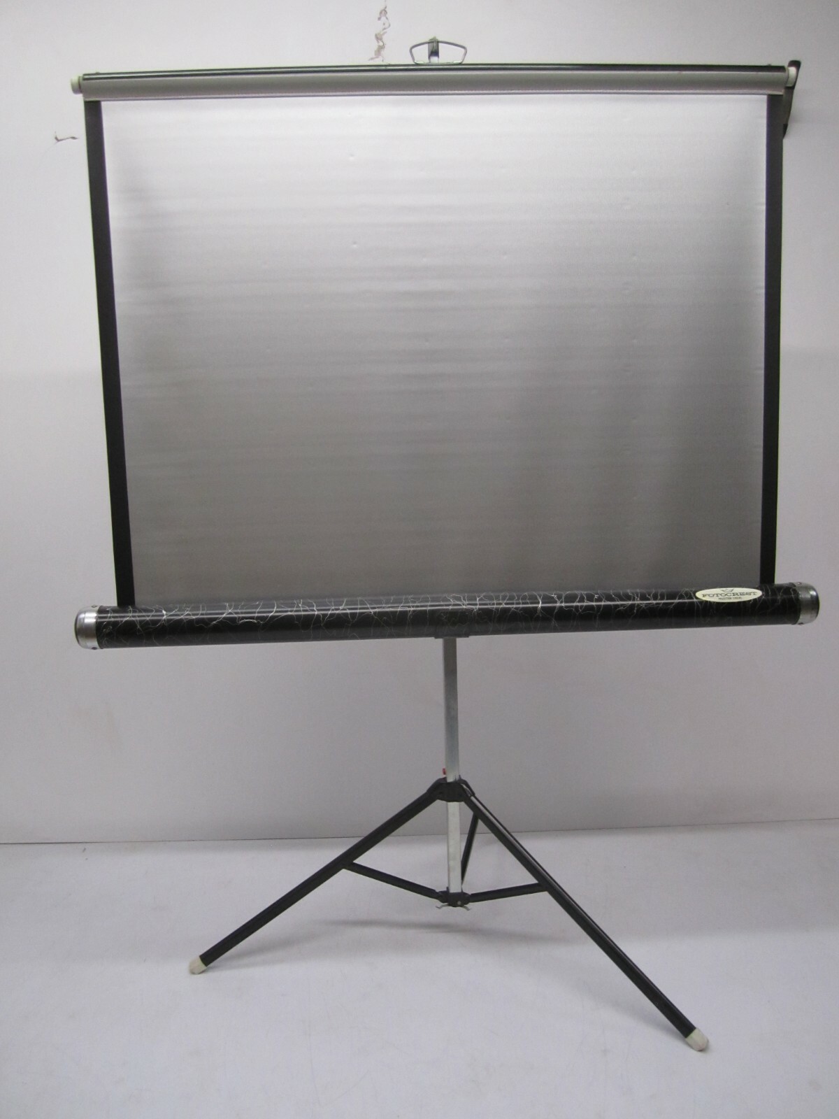 Vtg Fotocrest Portable Folding Tripod Adjustable Projector Projection Screen