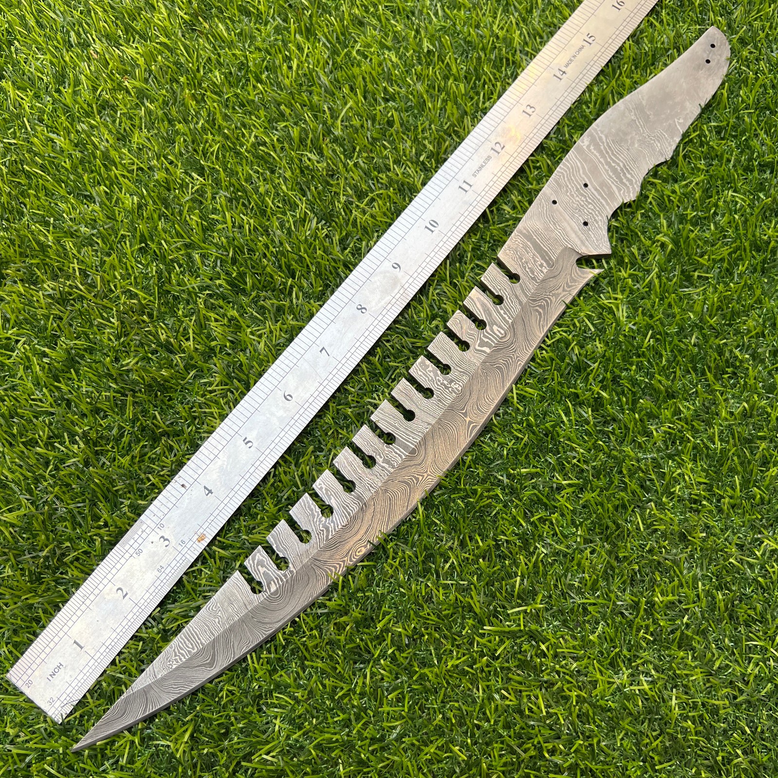 16'' Handmade Damascus Steel Hunting Sharp Premium Bowie  Blank Blade Knife