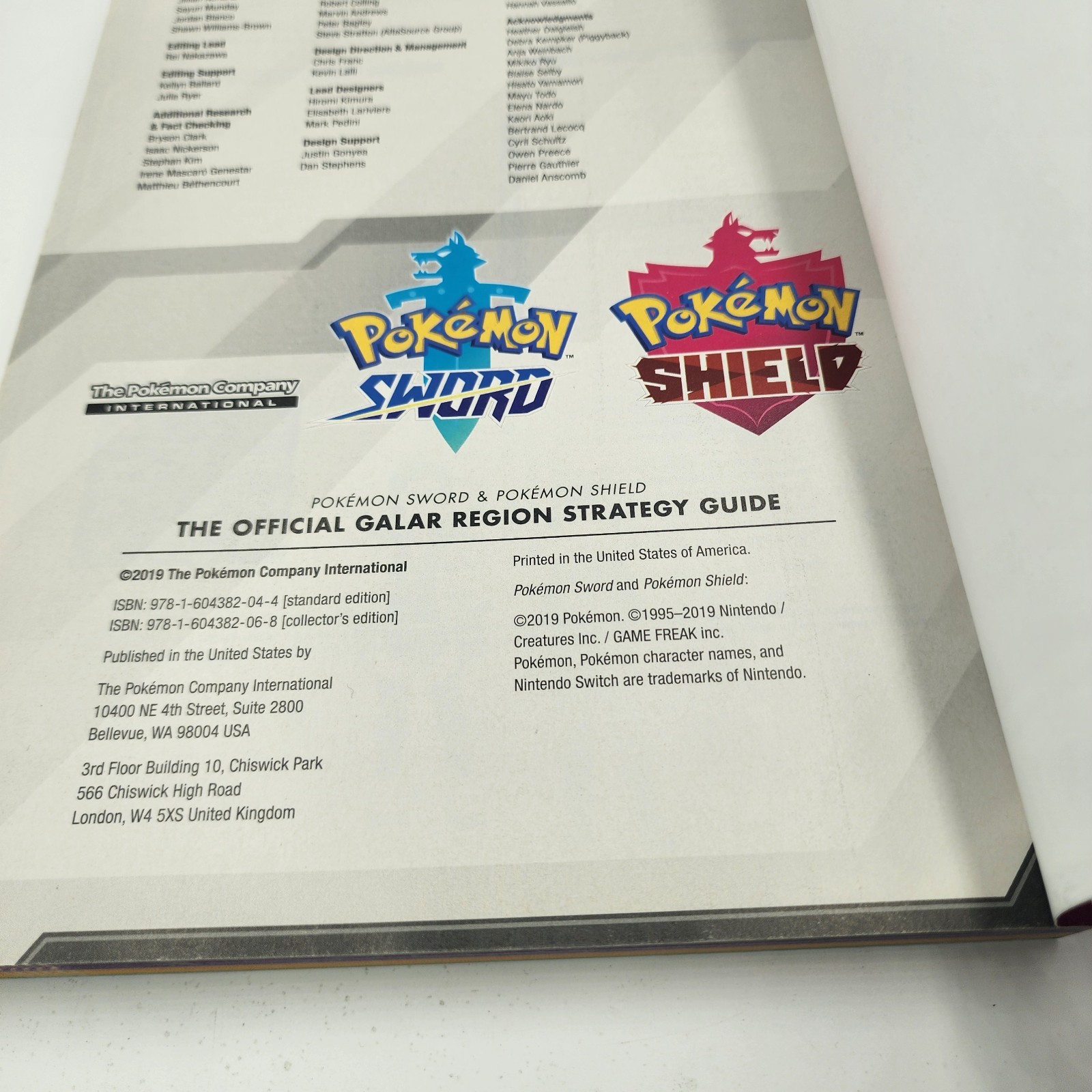 Pokemon Sword & Pokemon Shield: The Official Galar Region Strategy Guide
