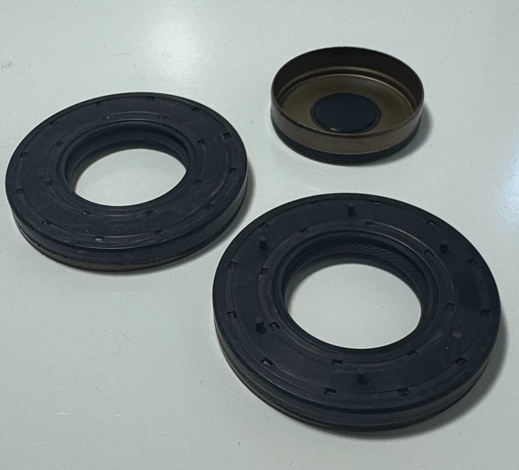 NSG370 Jeep 6 Speed Seal Kit/Input Shaft Seal/Output Shaft Seal/Ft. C/S Plug