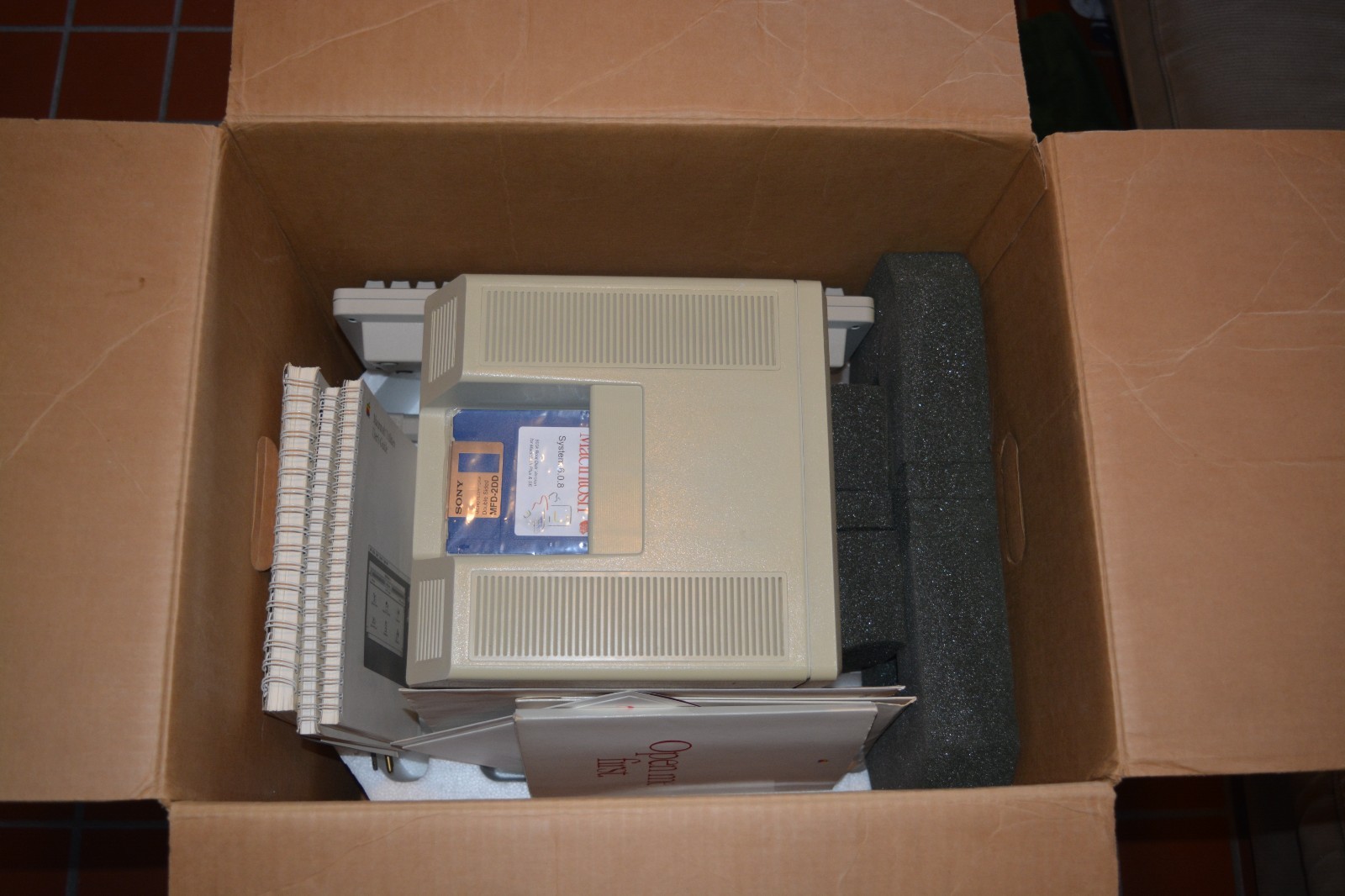 1989 Apple Macintosh Plus 4Mb Computer M0001A Complete in Box & 100% Refurbished