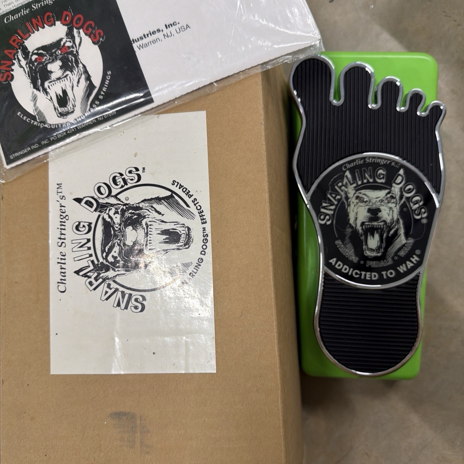 RARE Lime Green Snarling Dogs TMHBS Wah Effects Pedal WAH/Wonder Not Tested NIB