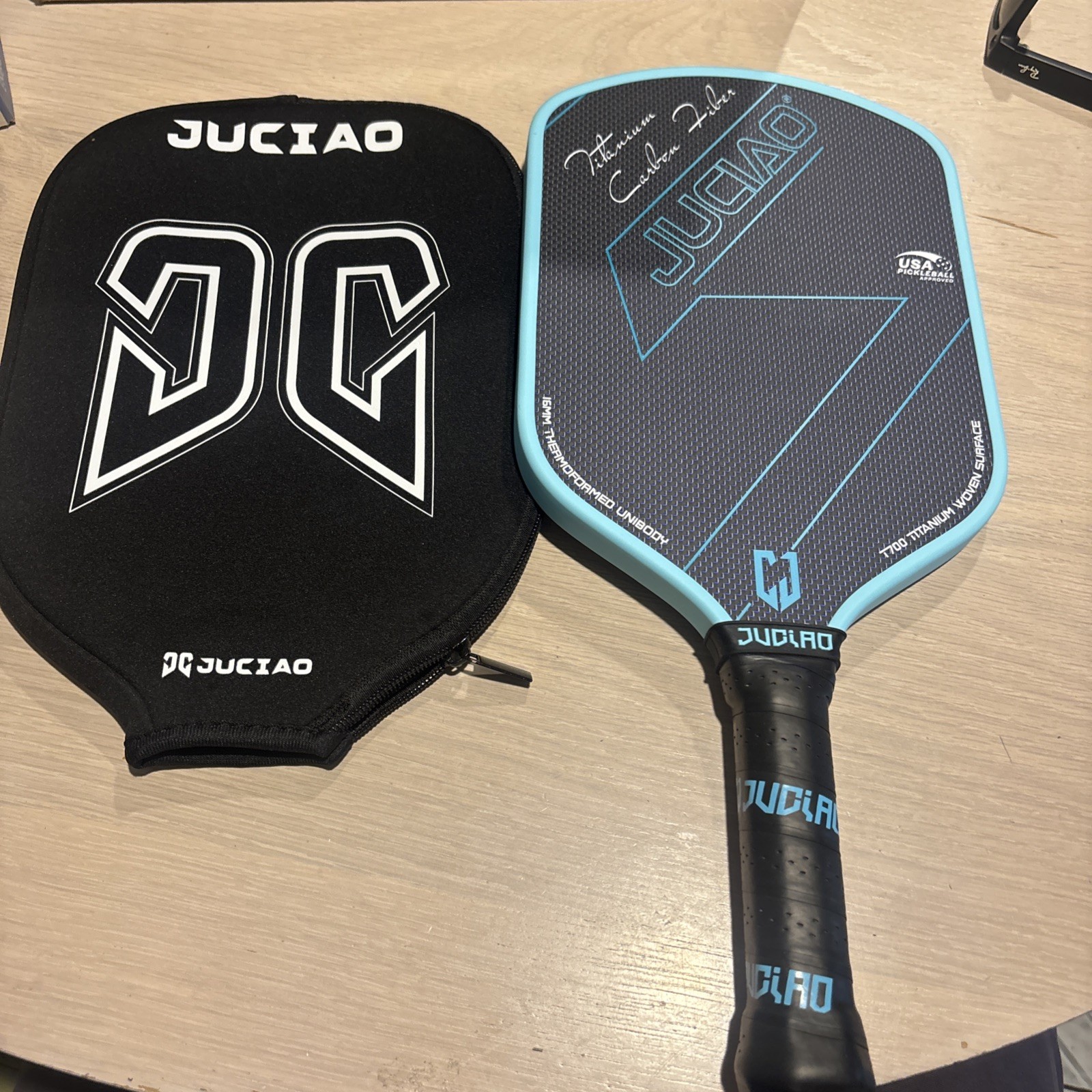 JUCIAO T-Titanium Pickleball Paddle Carbon Fiber Pickleballs with paddle cover.