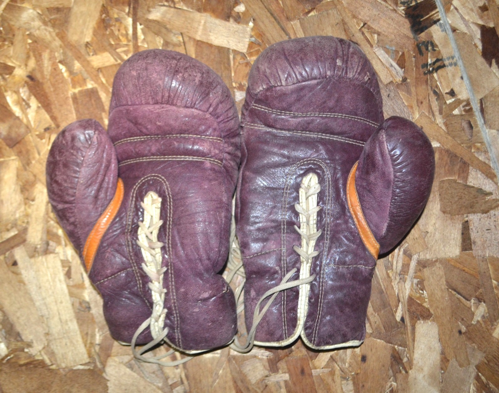 Vintage J.C. Higgins Leather Boxing Gloves Model 1411  Sears Roebuck