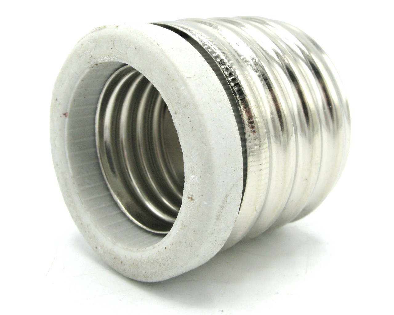 Satco 92/406, Mogul To Medium E39-E36 Socket Adapter