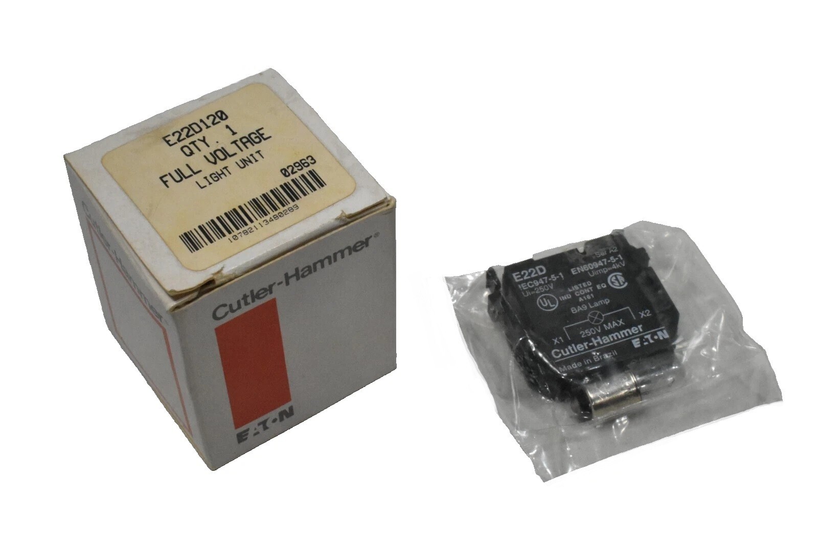 Cutler Hammer Eaton E22D120 Direct Voltage Light Unit with Bulb