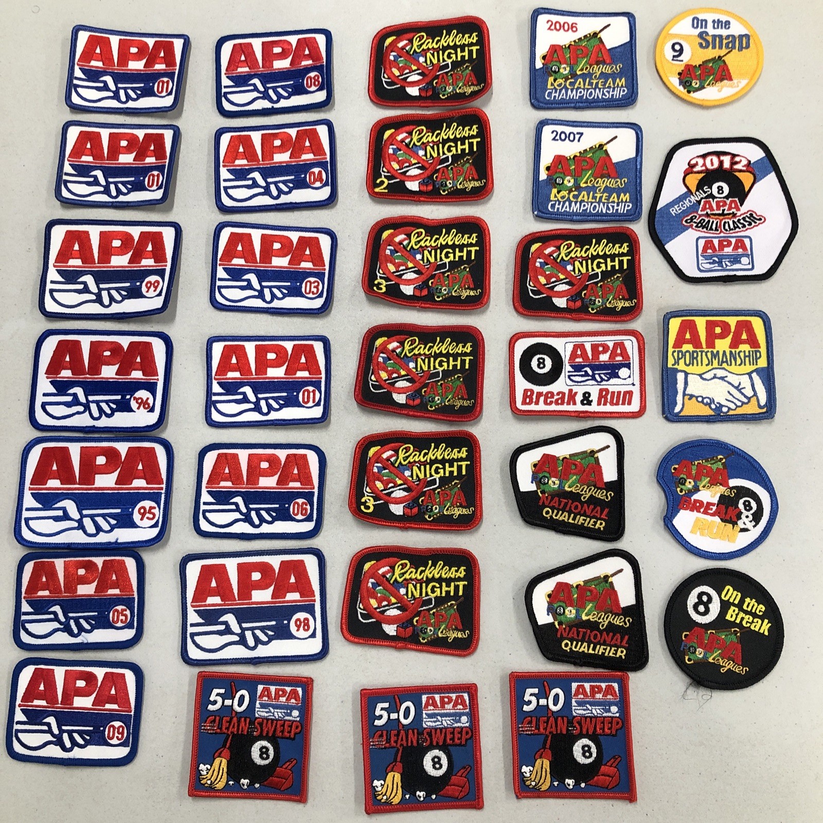 New 33 Patches Rare Vintage Variety of APA Billiards Pool League Patches (#2 Zip