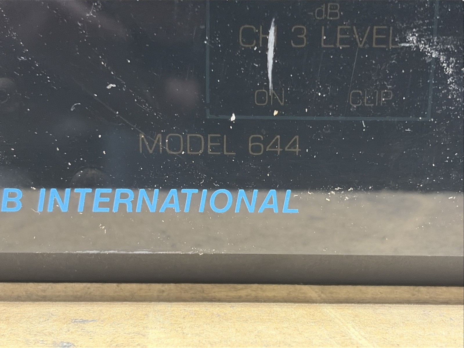 AB International 644 Amplifier