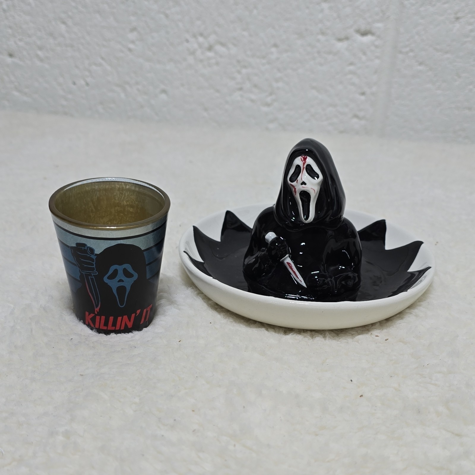 SCREAM Ghost Face Horror Collectible Shot Glass & Ashtray Trinket Dish (shelf)