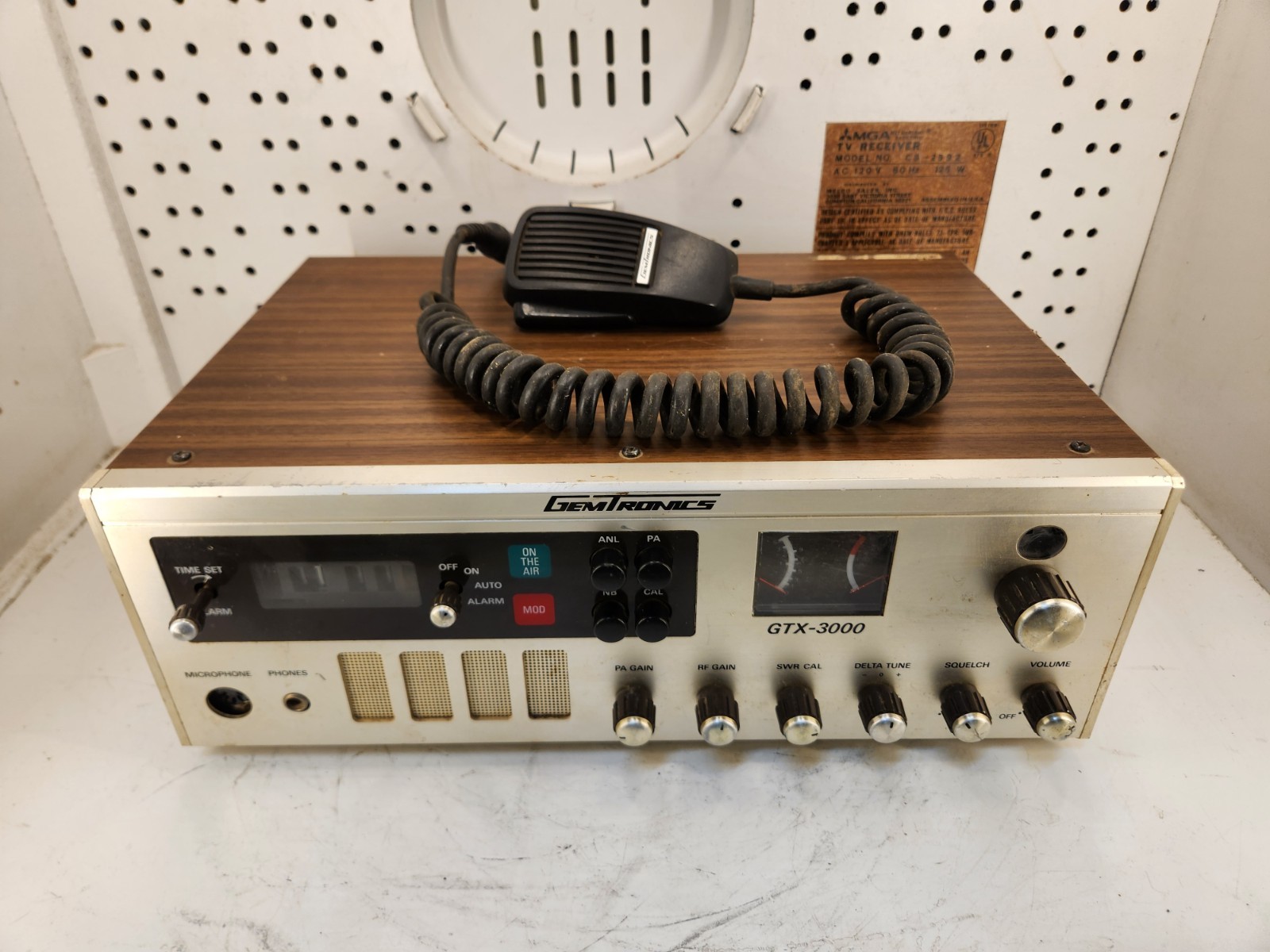 Gemtronics GTX-3000 CB Radio Untested