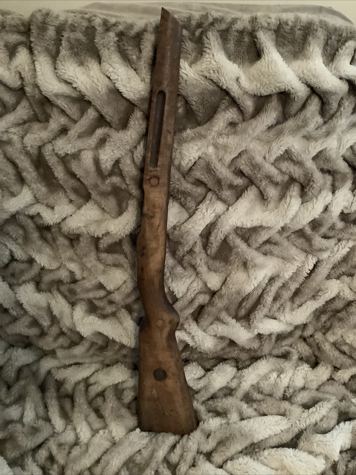 Vintage Wooden Rifle Gun Stock Old Attic Collectible Find  28 P 1561 Medallion