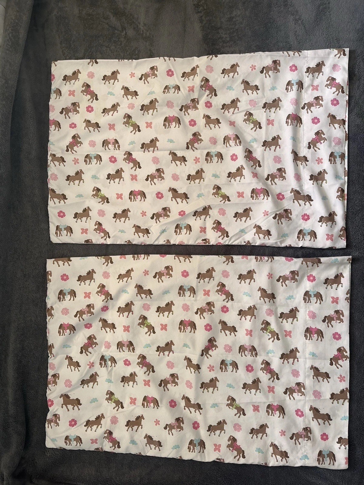 Circo Pretty Horses Brown Pink Ponies Pillowcases Set Of 2 EUC