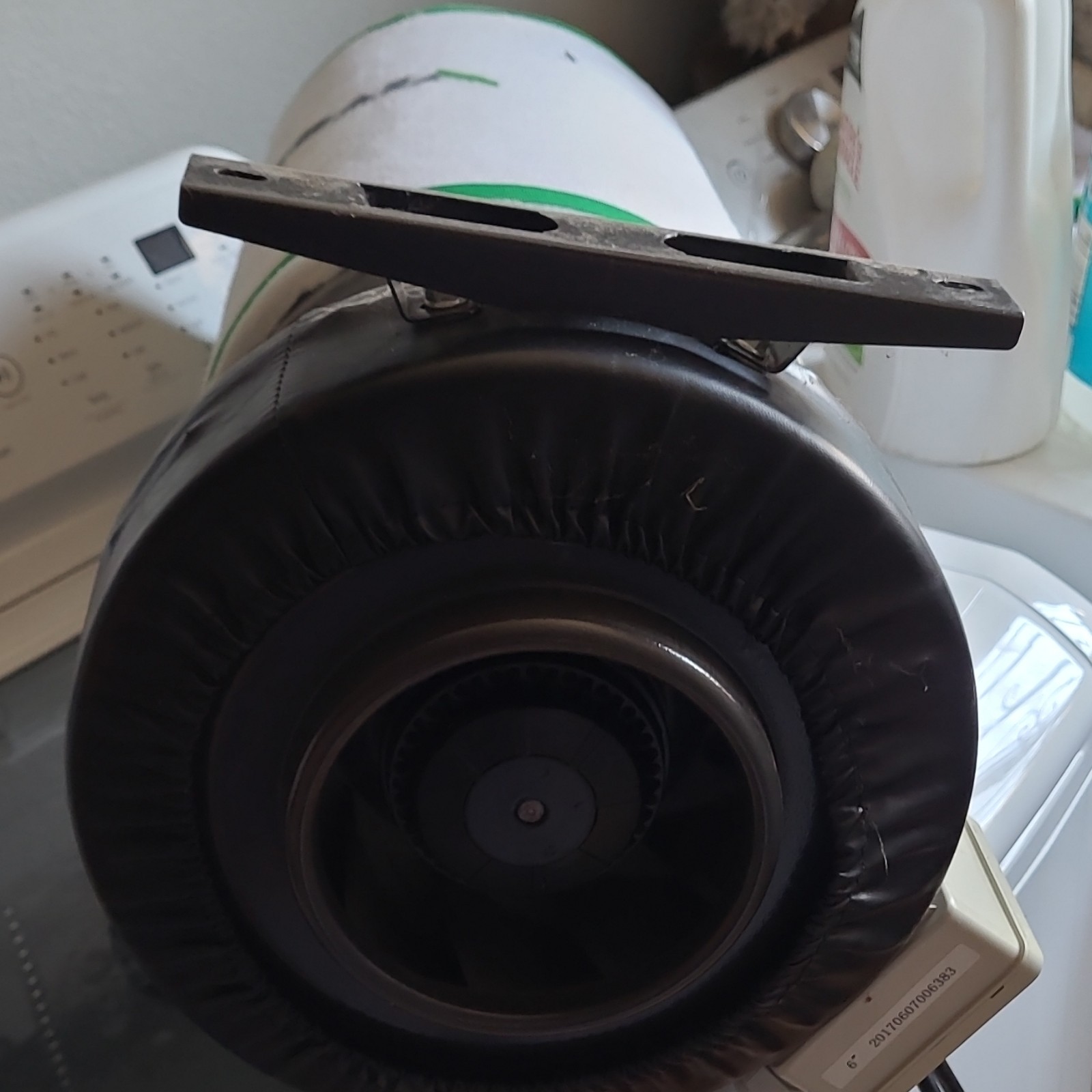 Z8 8 in. 740 CFM Inline Duct Fan with Variable Speed Controller And Filter Hydro