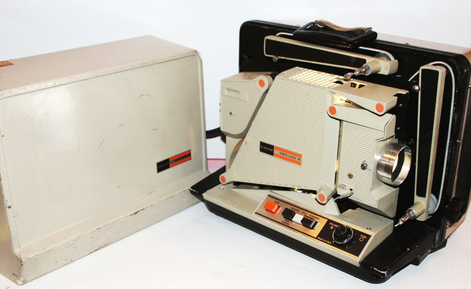Vintage Graflex Singer Instaload 16 16mm Film Movie Projector w/Case - Tested
