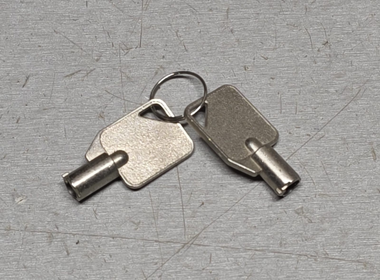 2 Tubular Barrel Keys 905 Vending Arcade Machine Replacement Key Set