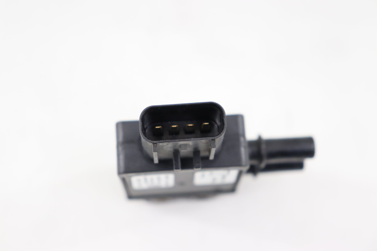 Used Mopar Differential Pressure Sensor 2871960 - Q229822
