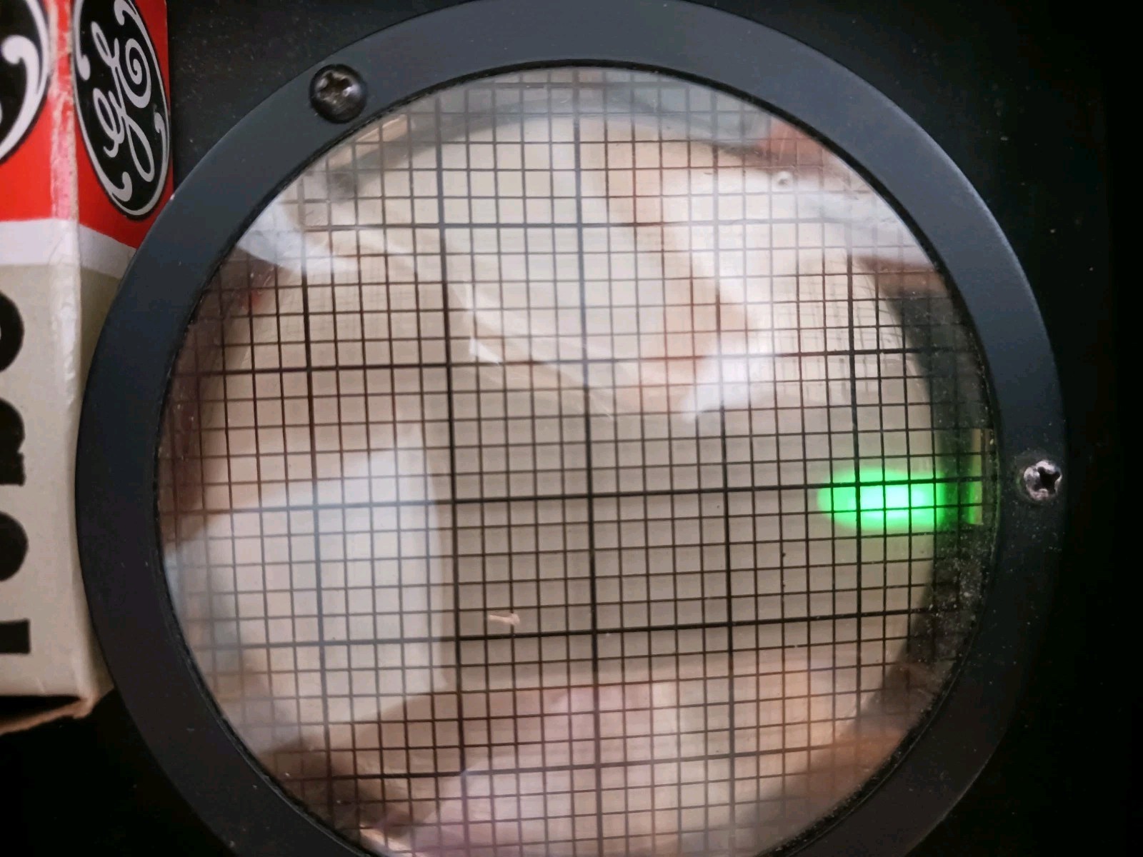 Simpson Model 480 FM-TV Genescope Powers On