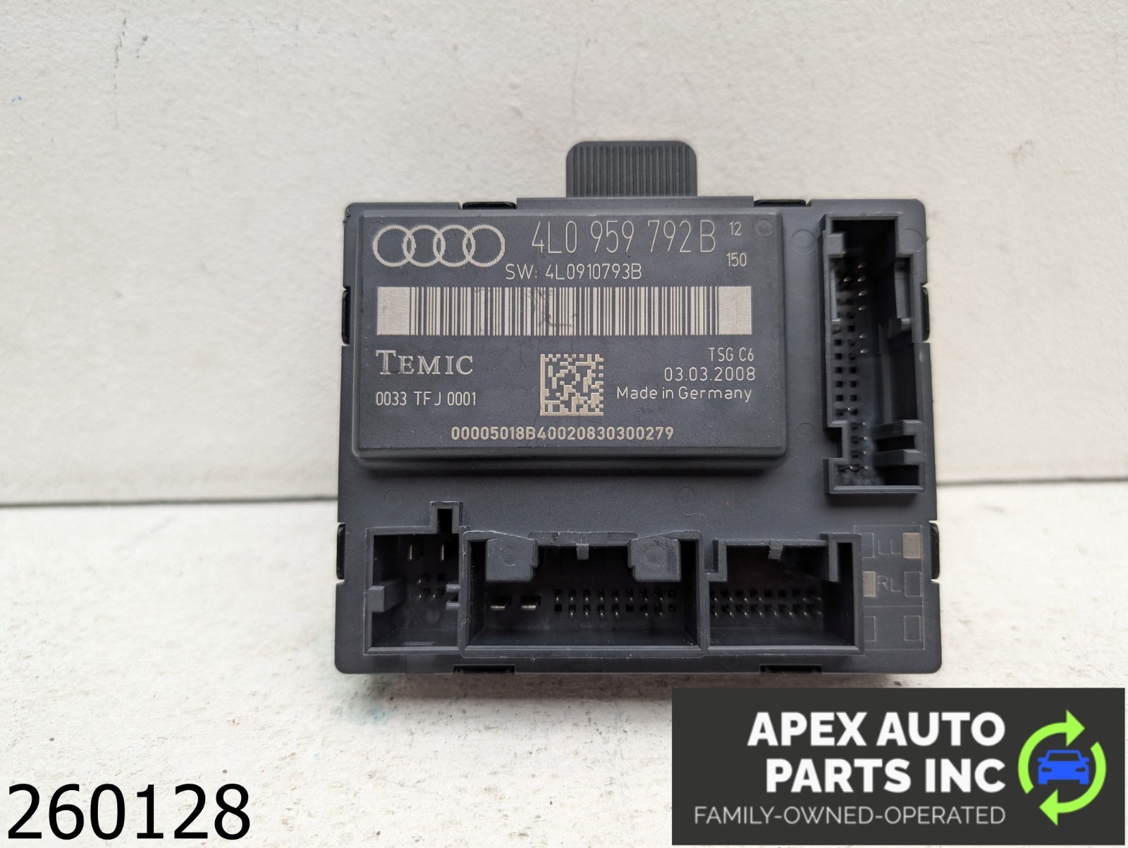 OEM 2008 Audi Q7 3.6L FRONT DOOR CONTROL MODULE