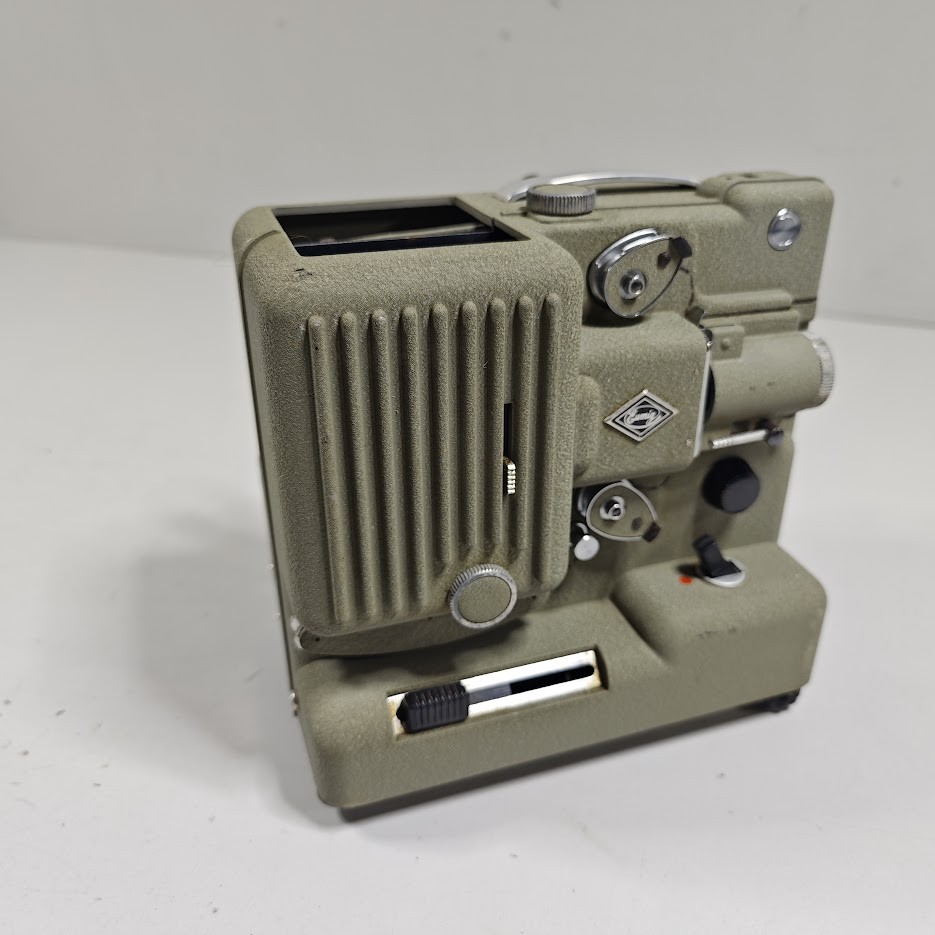Eumig P8 Imperial Projector - Untested, For Parts/Repair