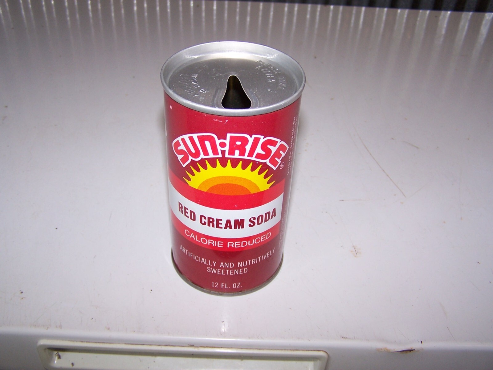 Vintage SUN-RISE RED CREAM SODA Pull Tab 12oz Soda Can - SPEEDWAY INDIANA