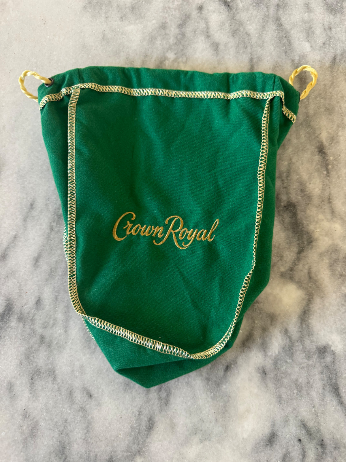 Green Crown Royal Bags, Medium (7" x 9" - 750ml)