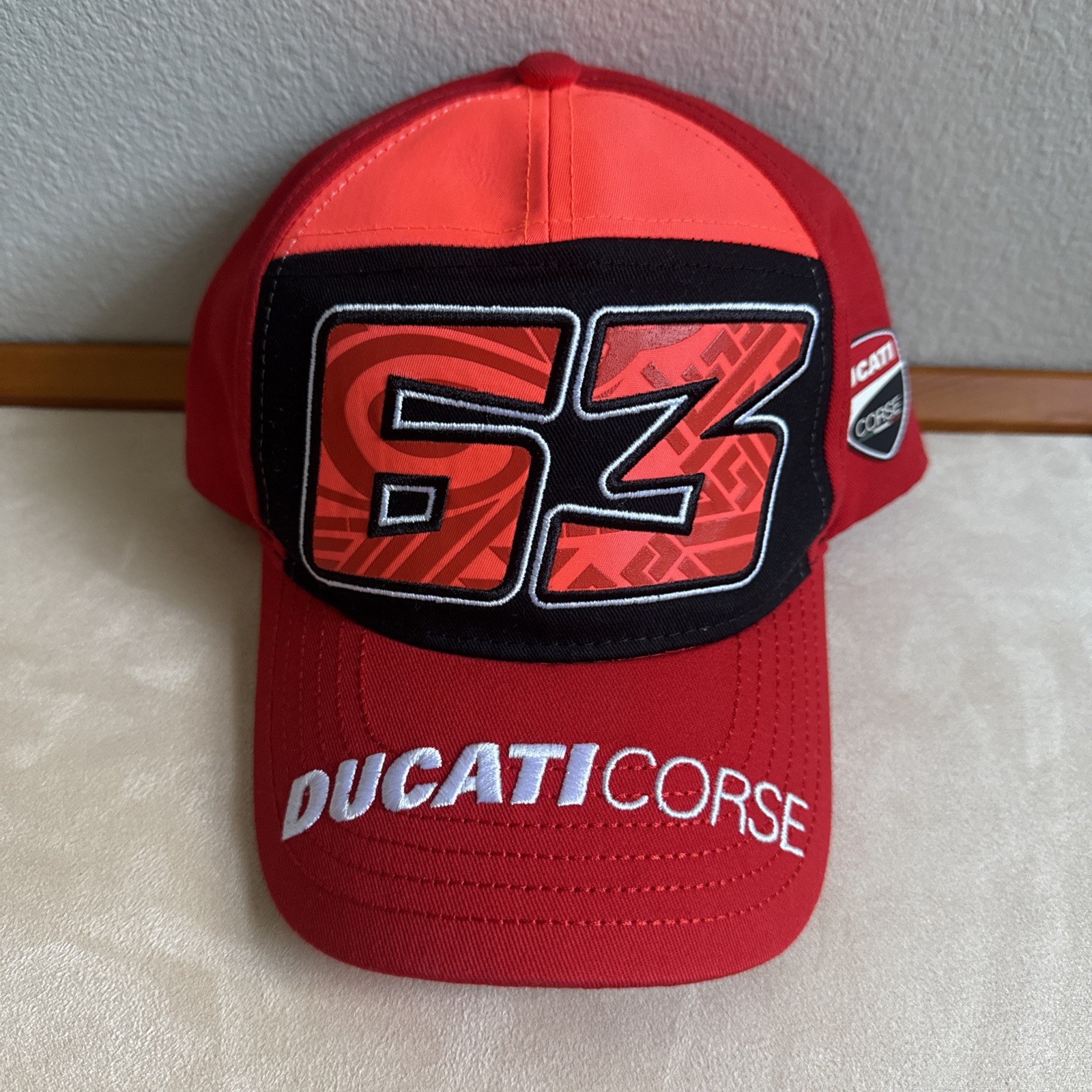 DUCATI Corse MotoGP Dual Kappe Cap Mütze PECCO BAGNAIA Neu 2024 Champion