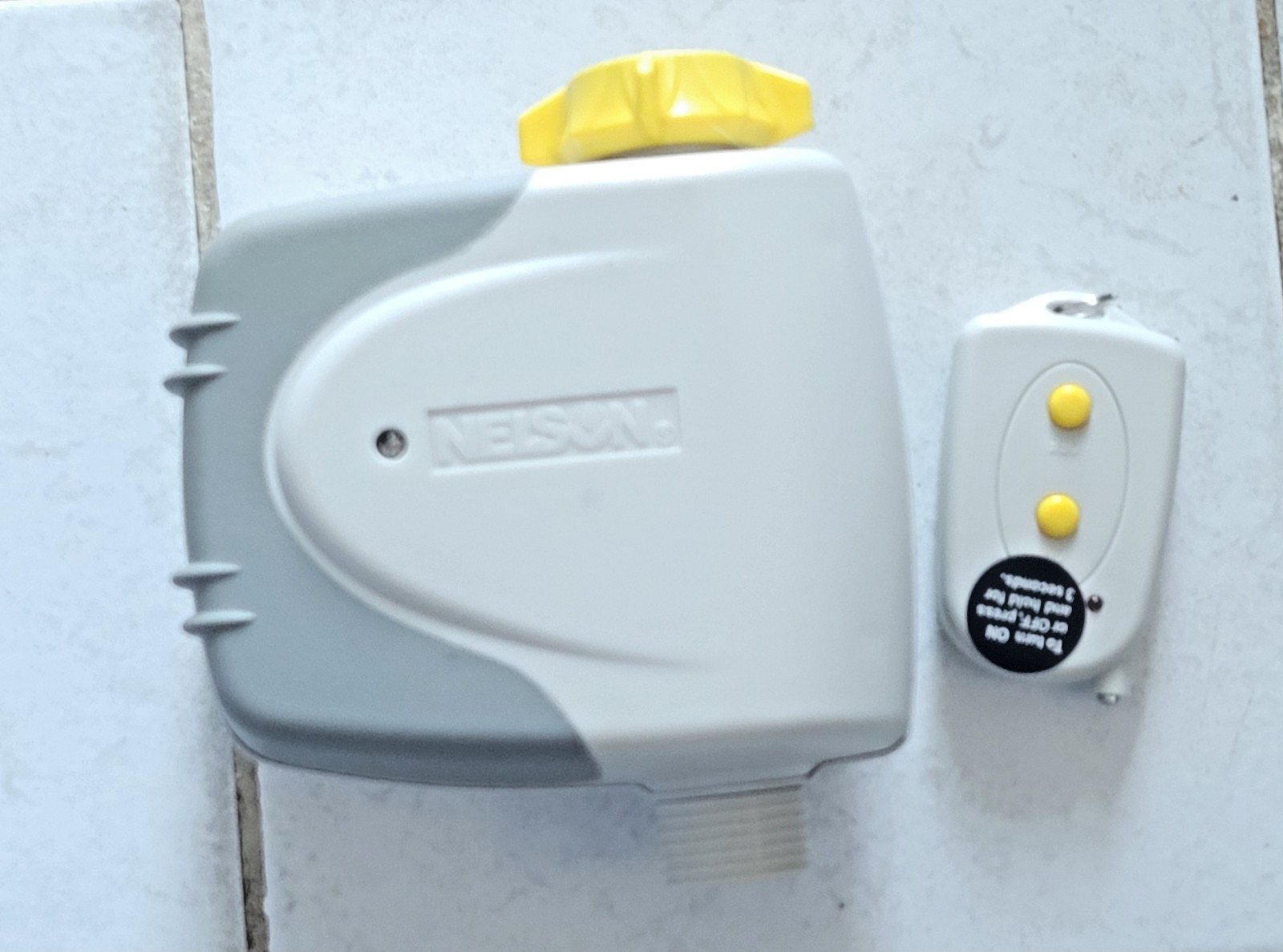 Nelson Remote Rain 5917 Faucet On Off Remote RF Sprinkler  bib spigot sillcock
