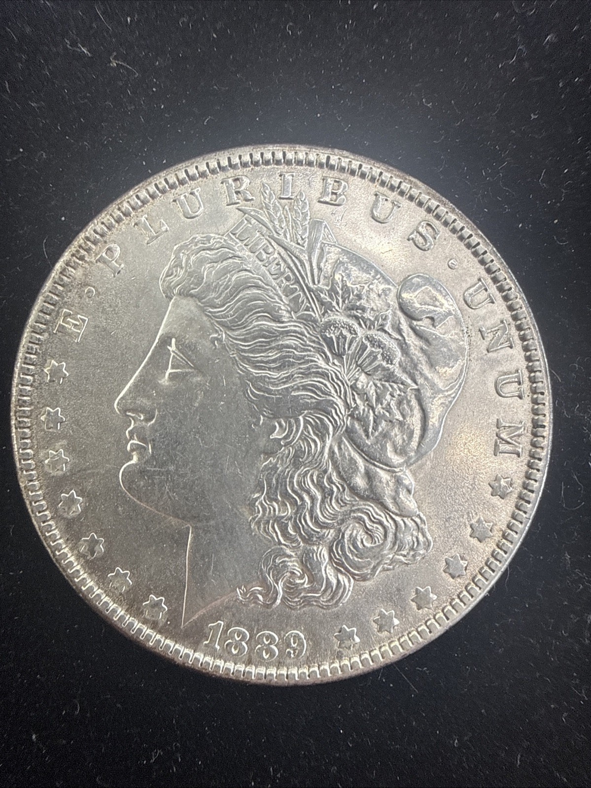 1889 Morgan Silver Dollar - Excellent Condition #X1085