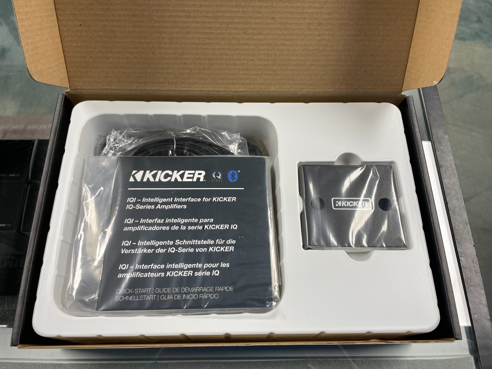 IQI – Intelligent Interface for KICKER IQ-Series Amplifiers