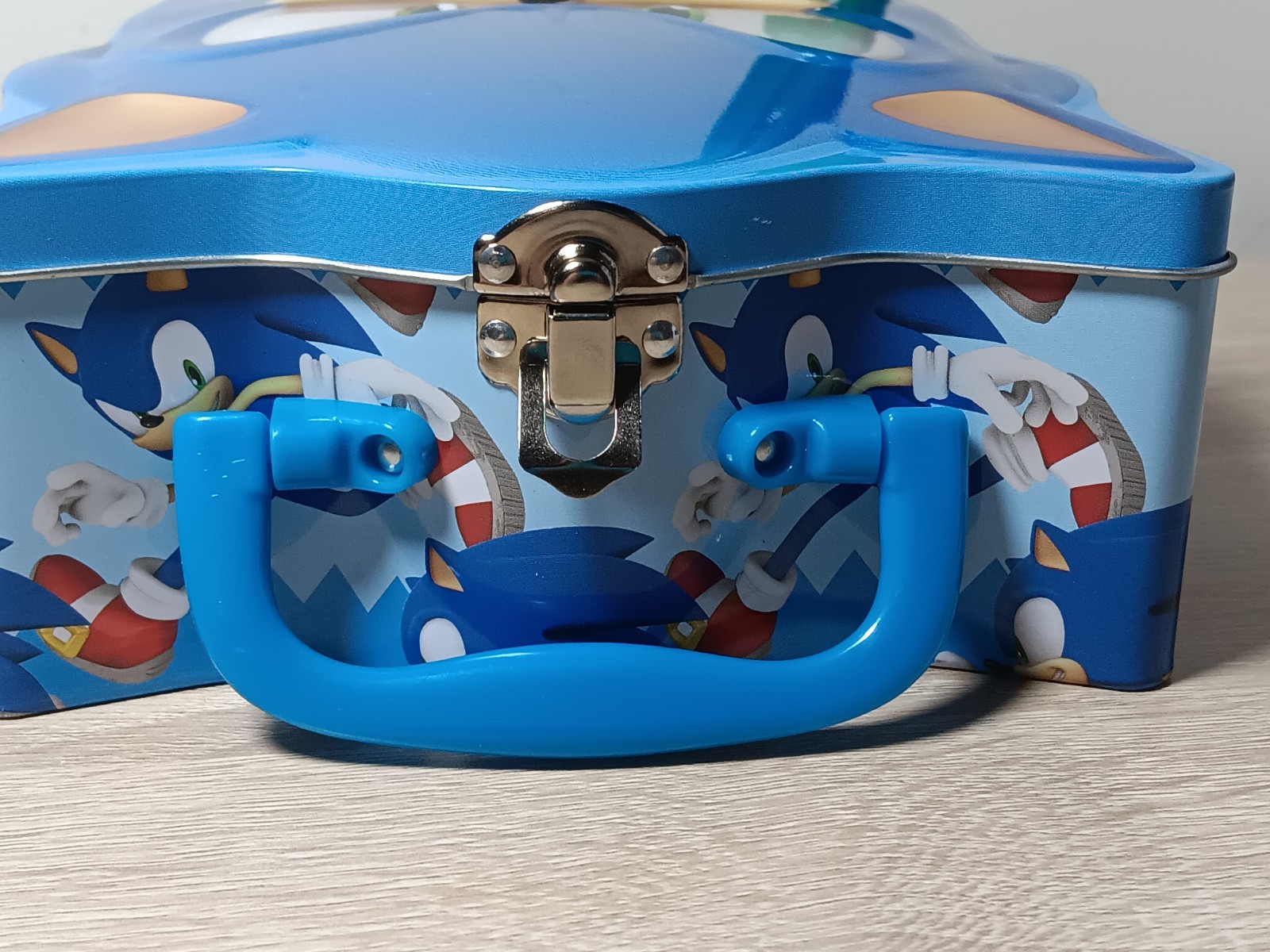 *FREE SHIP* 9" SONIC the HEDGEHOG TIN Lunchbox Storage Container SEGA