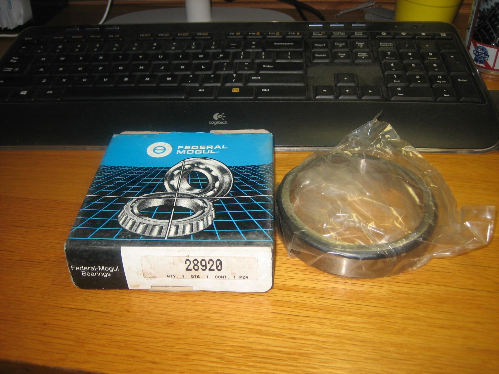 NOS--Federal Mogul 28920 BCA Bearing Cup