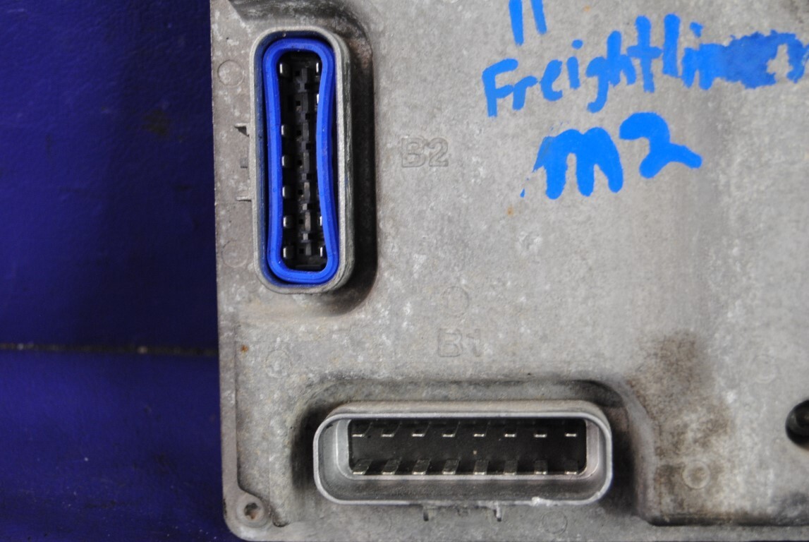 OEM Freightliner M2 106 Cab Control Bulkhead Module CECU | 06-75157-000