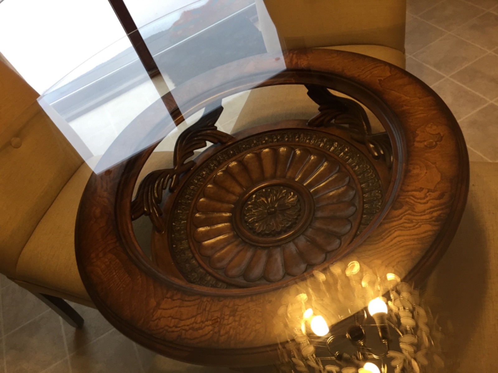 60 inch round table and chairs
