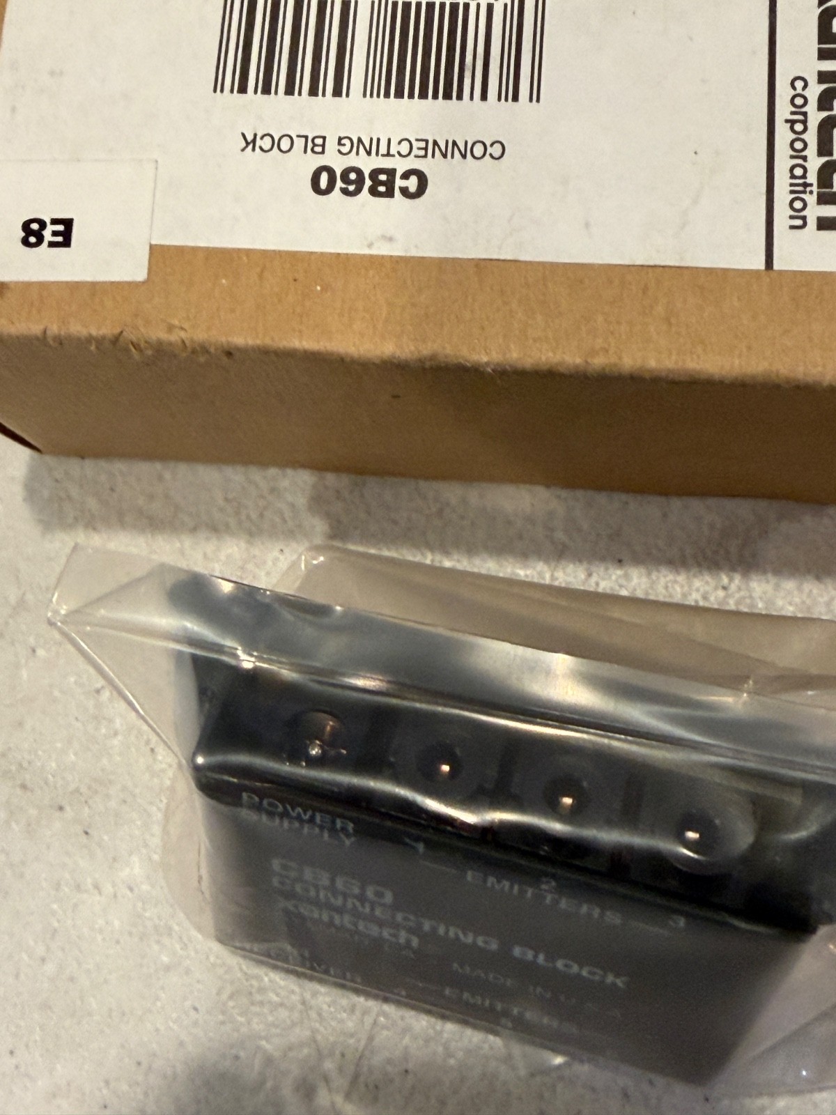 Xantech CB60 IR (Infrared) Connecting Block