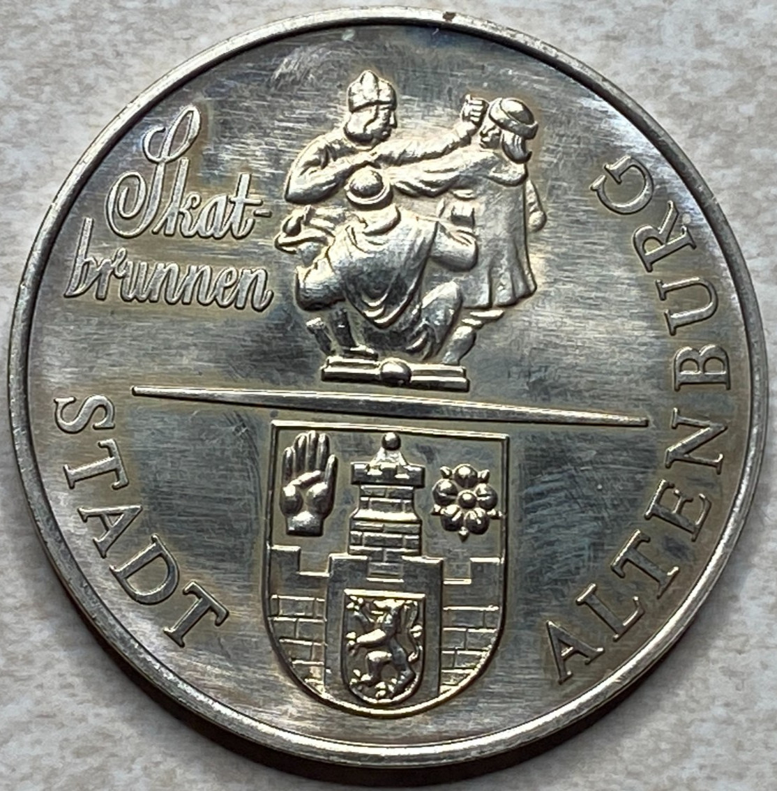 Skat Brunnen Stadt Altenburg 1000 Jahre Commemorative Token T8732