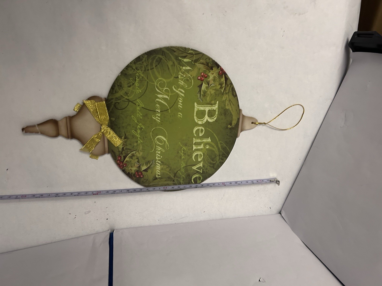 Christmas Wall/Door hanging Christmas Ornament Decor "Believe" Wish You a Merry