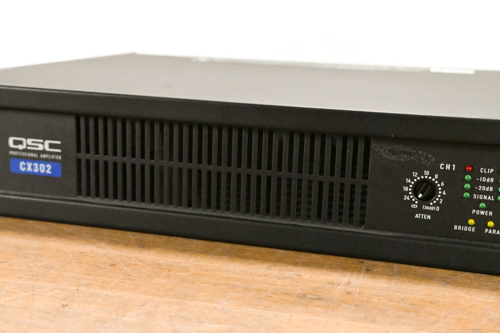 QSC CX302 2-Channel Power Amplifier CG0127F