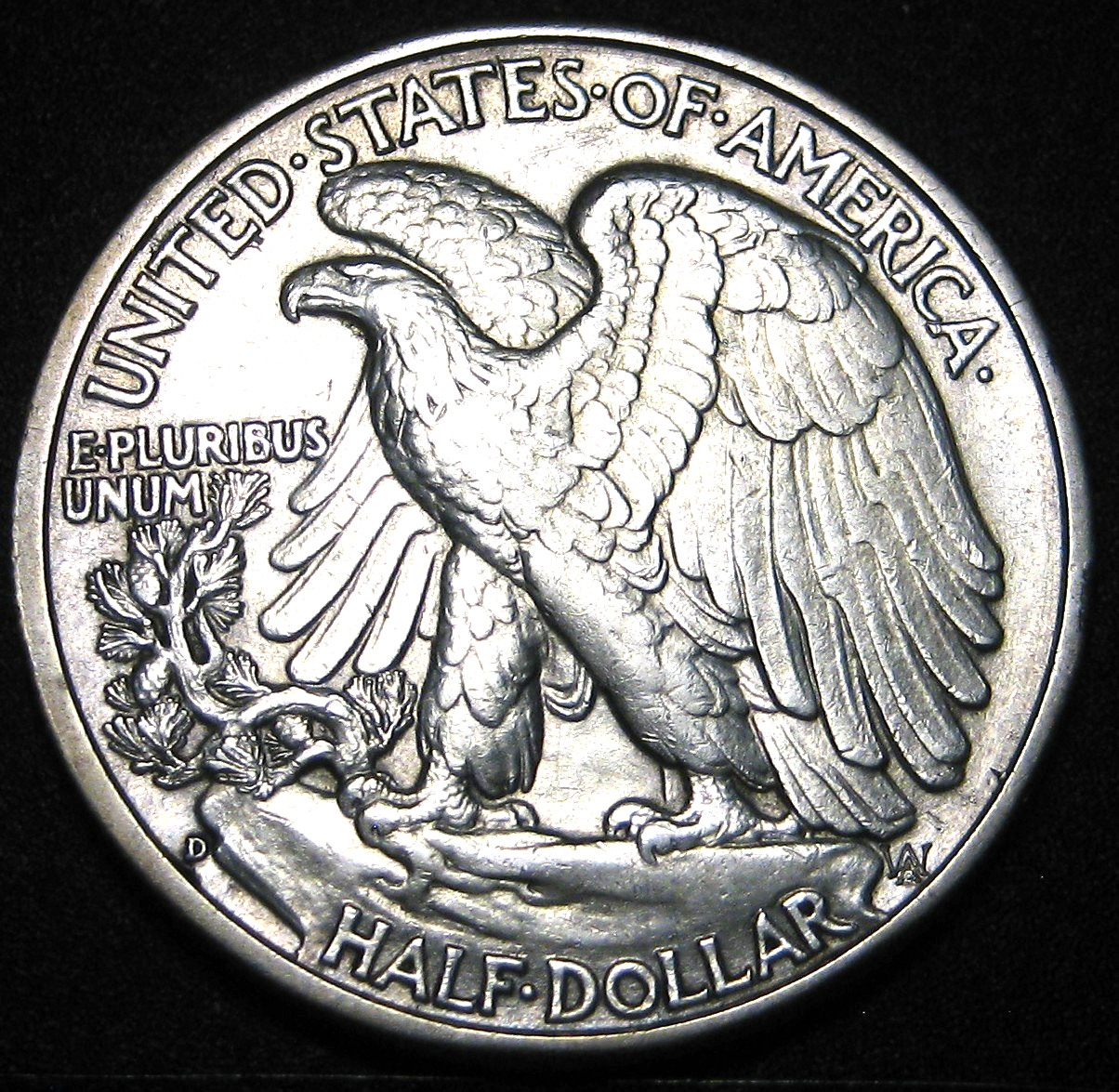 1941-D SILVER LIBERTY WALKING HALF DOLLAR - UNCIRCULATED (f)