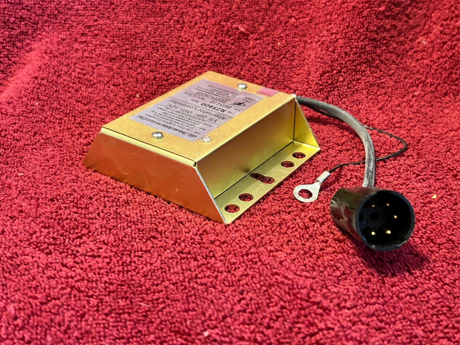 ZEFTRONICS ALTERNATOR CONTROLLER P/N R25400