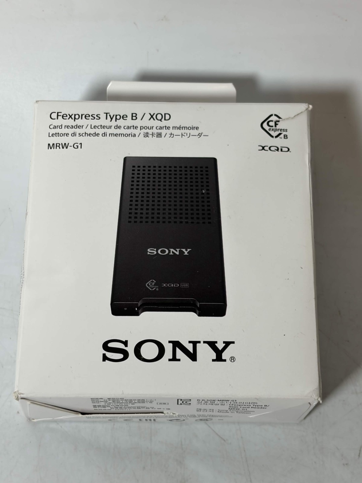 Sony CFexpress Type B XQD Memory Card Reader USB 3.1 (MRW-G1)