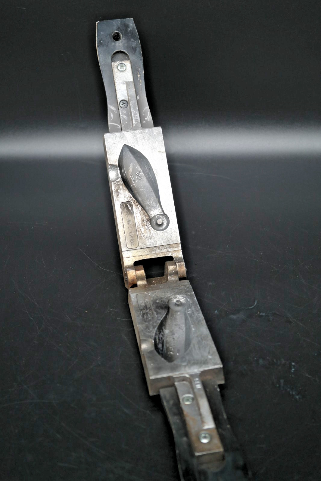 Do-It Lead Bank Sinker Mold Model BK-1-12