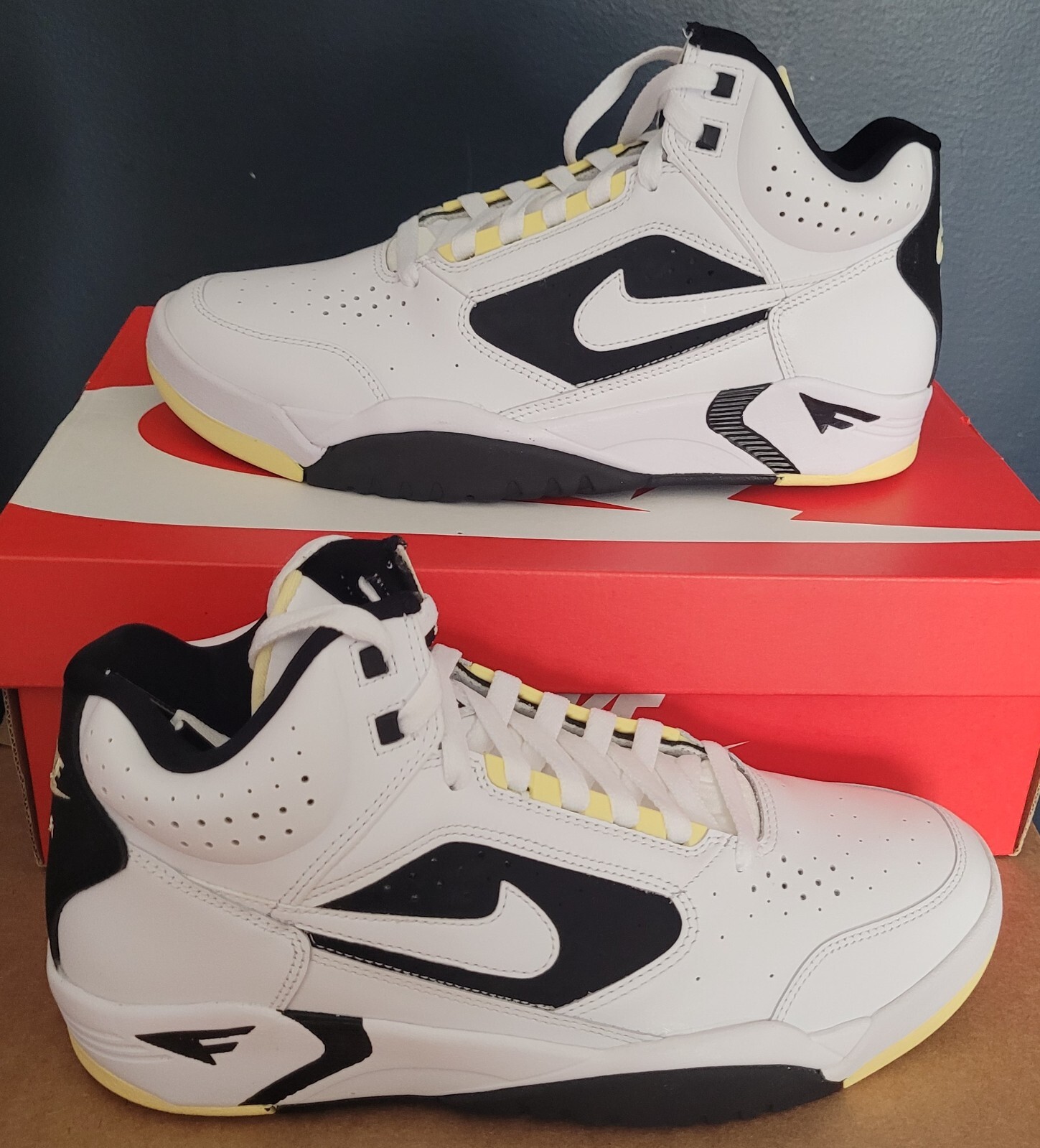 NEW AUTHENTIC NIKE AIR FLIGHT LITE MID "WHITE LEMON BLACK" US 10