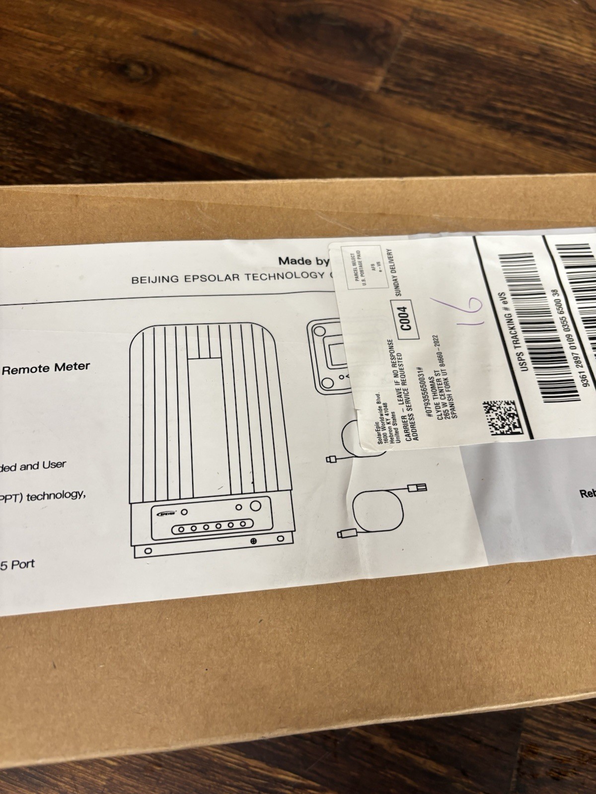 EPEVER 40A MPPT Solar Controller with MT50 Remote Meter NEW OPEN BOX