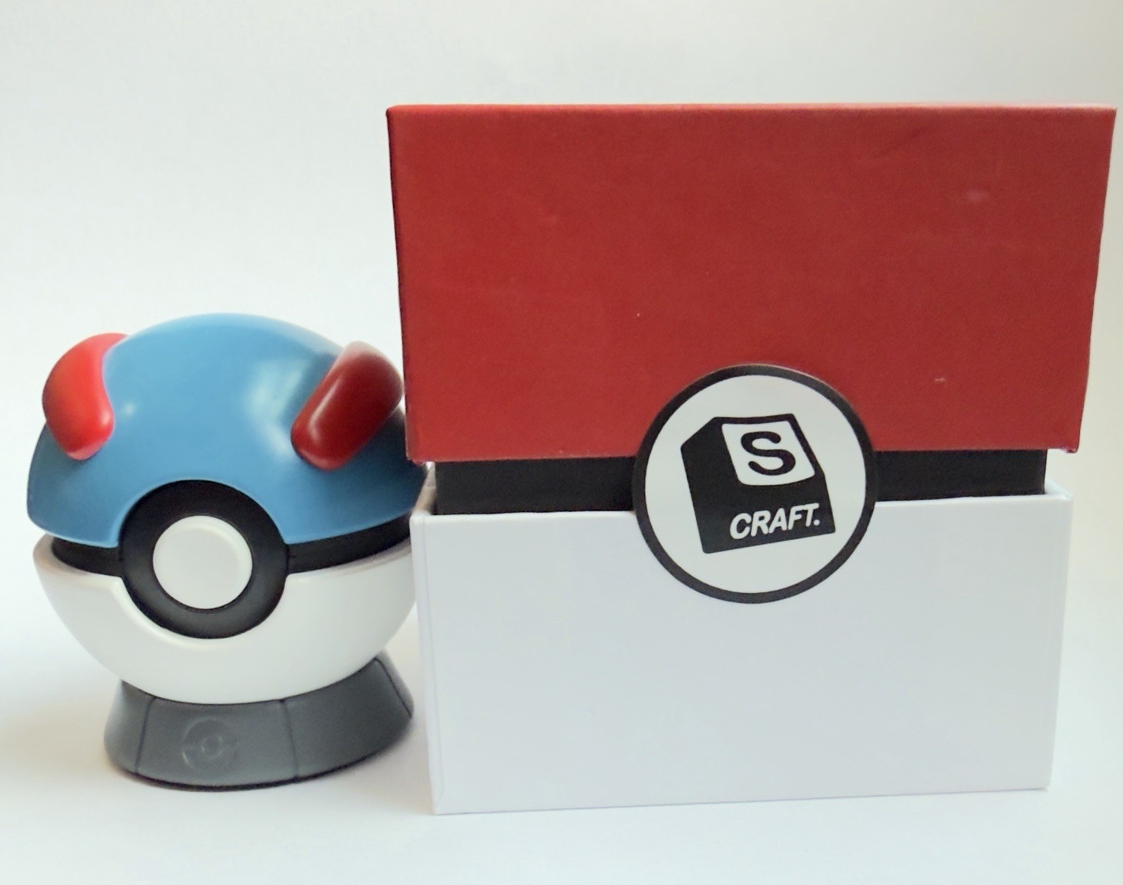 S-Craft Classic Great Ball Pokémon Keycap Holder - Non Light-up Version