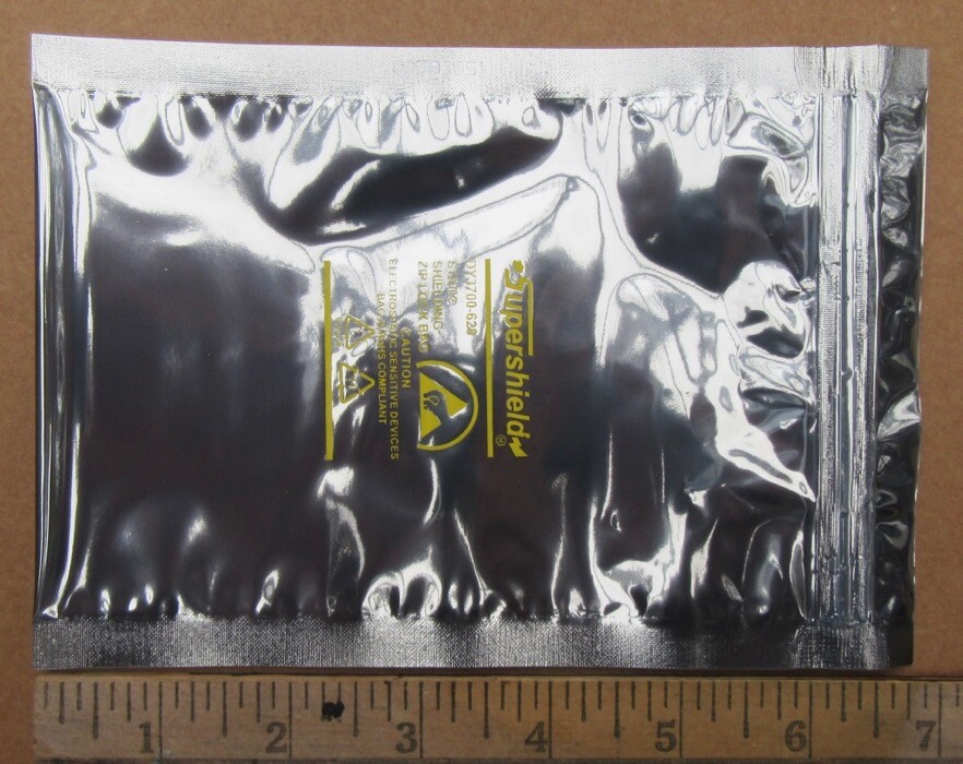 100 4x6" Zip-Top Dou Yee Static Shield Bags