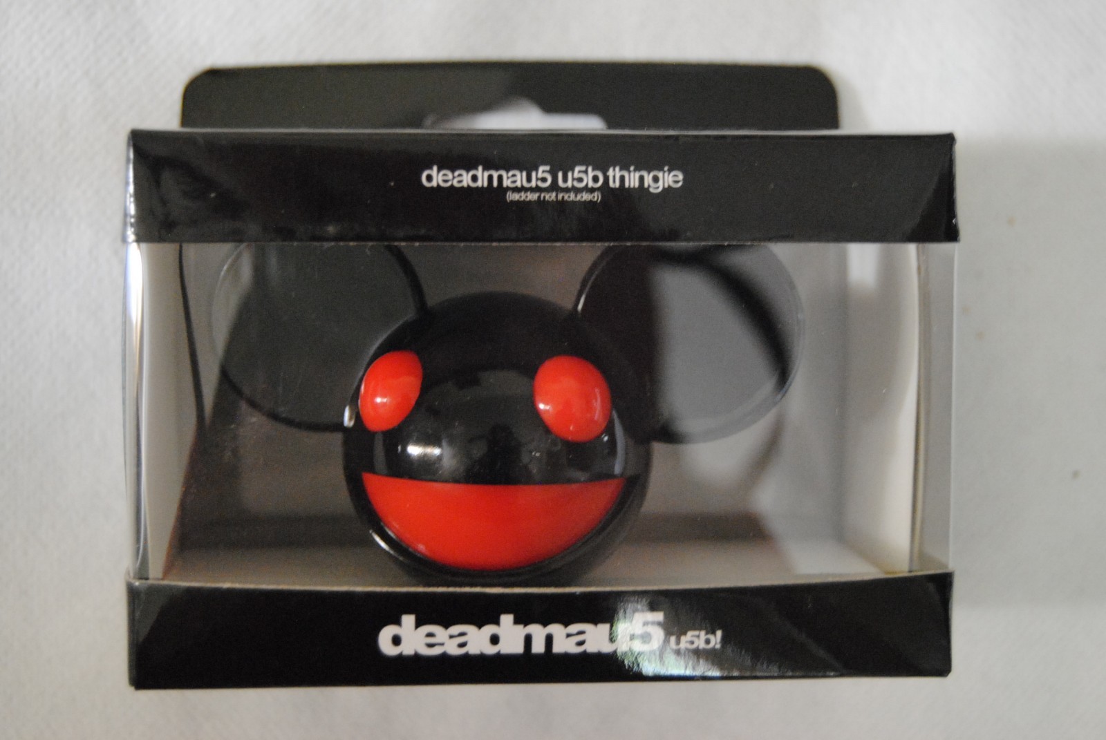 DEADMAU5 Black & Red Face Storage U5B 4GB USB Flash Drive Thingie New