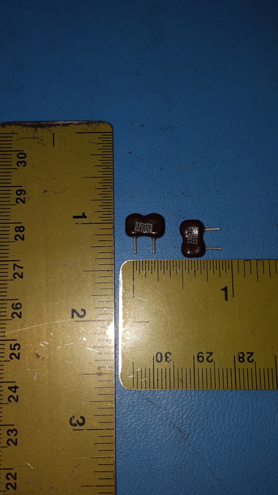 CAPACITOR, MICA, 330pf, 100V, 2%, CD10FA331GO3, CDE, 20 Pcs
